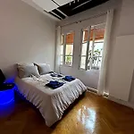 Fantastique Et Incroyable Appartement Le Marais Paris