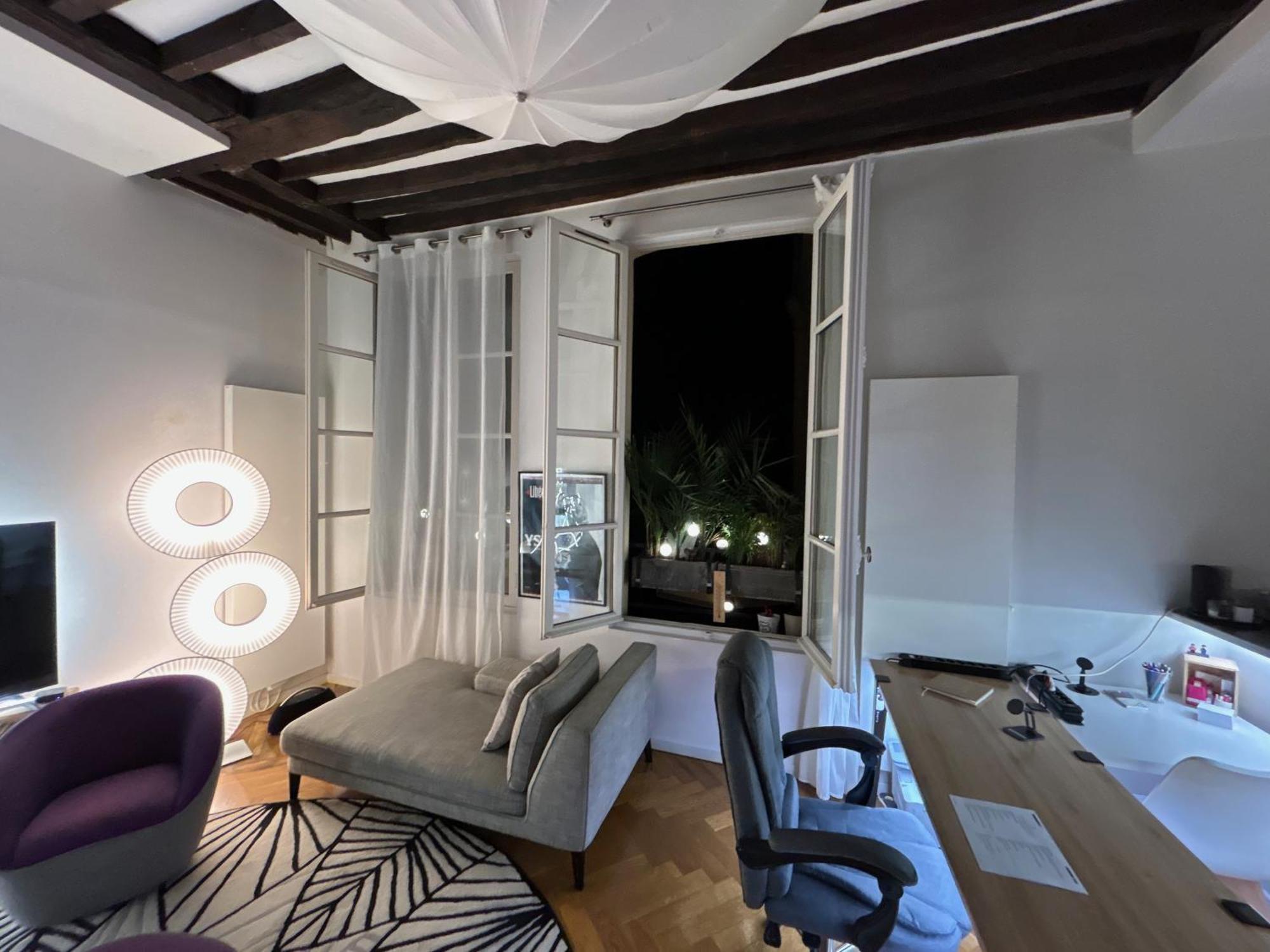 Fantastique Et Incroyable Le Marais Appartement